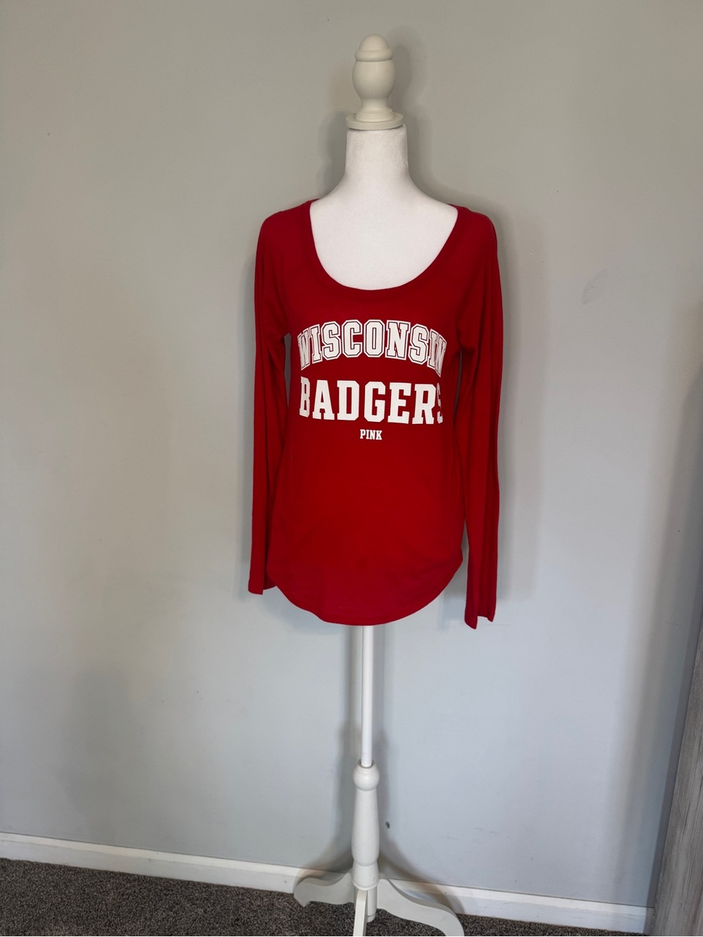 PINK Wisconsin Badgers long sleeve sleeve Tee